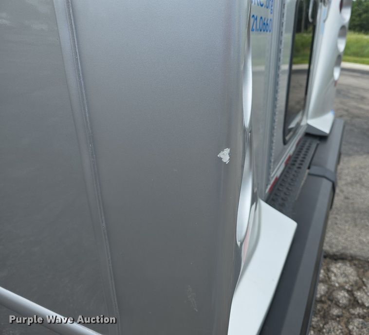 image for item DQ4425 2018 Senator II ST69923C shuttle bus