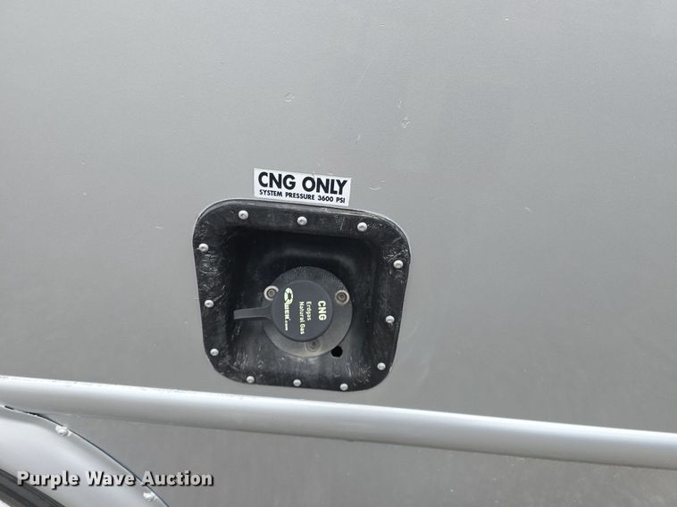 image for item DQ4425 2018 Senator II ST69923C shuttle bus