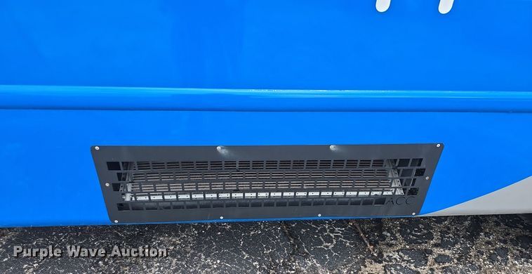 image for item DQ4425 2018 Senator II ST69923C shuttle bus