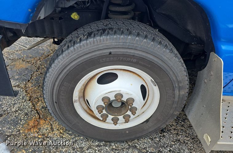 image for item DQ4425 2018 Senator II ST69923C shuttle bus