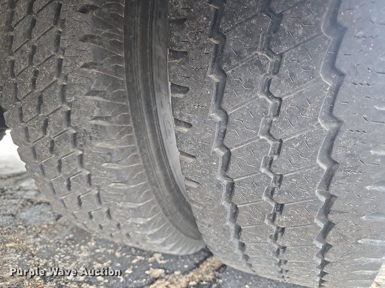 image for item DQ4425 2018 Senator II ST69923C shuttle bus