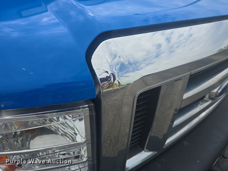 image for item DQ4426 2018 Senator II ST69941C shuttle bus