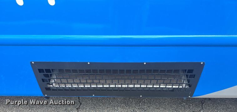 image for item DQ4426 2018 Senator II ST69941C shuttle bus