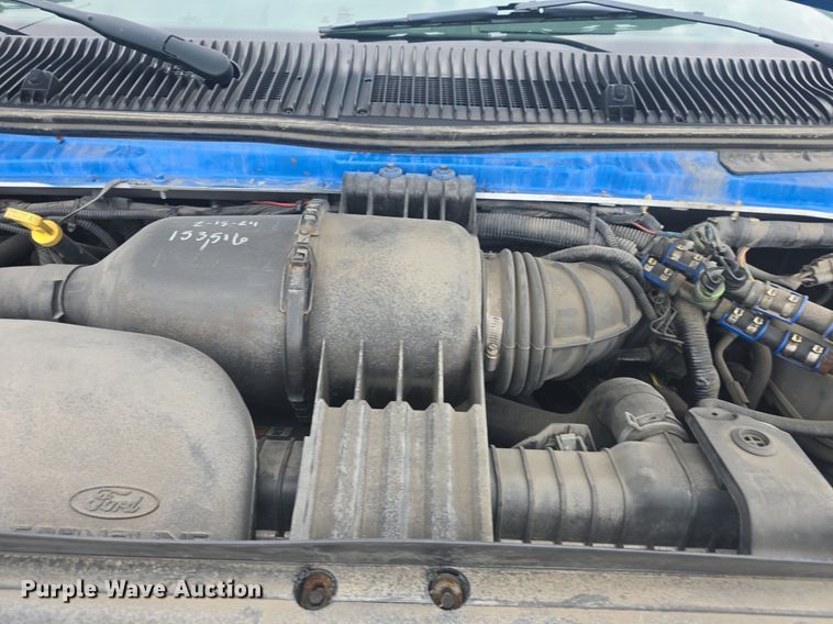 image for item DQ4426 2018 Senator II ST69941C shuttle bus