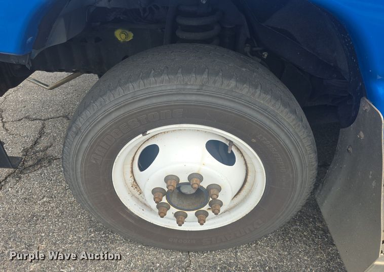 image for item DQ4426 2018 Senator II ST69941C shuttle bus