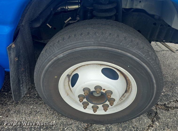 image for item DQ4426 2018 Senator II ST69941C shuttle bus