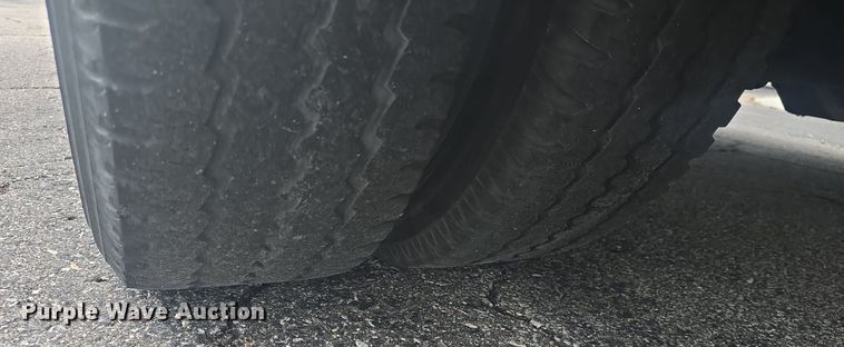 image for item DQ4426 2018 Senator II ST69941C shuttle bus