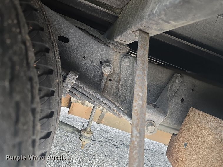 image for item DQ4426 2018 Senator II ST69941C shuttle bus