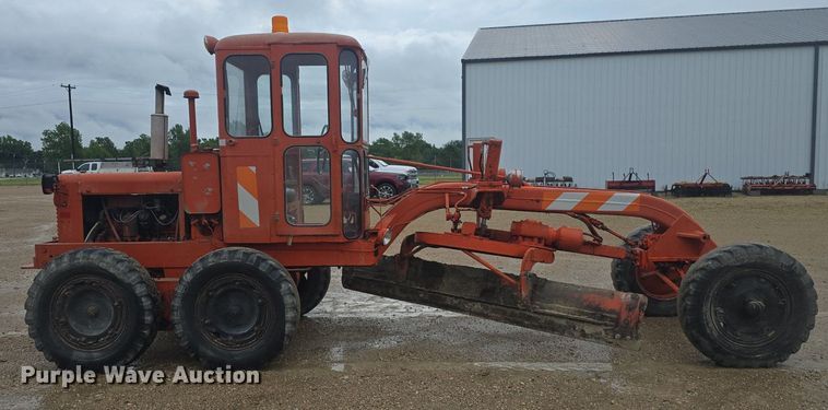 image for item DQ4428 1965 Galion 503 rigid frame motor grader