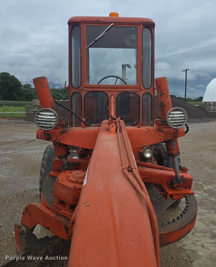 image for item DQ4428 1965 Galion 503 rigid frame motor grader