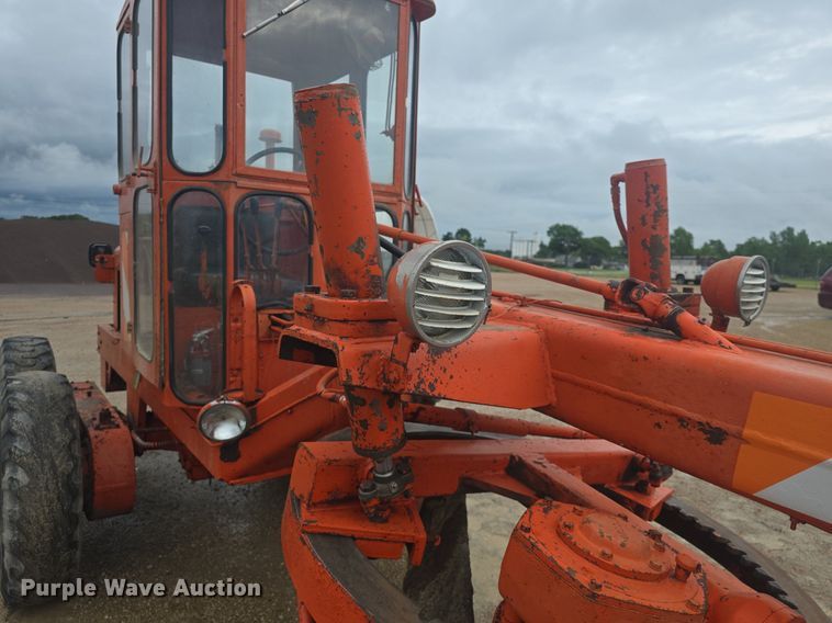 image for item DQ4428 1965 Galion 503 rigid frame motor grader