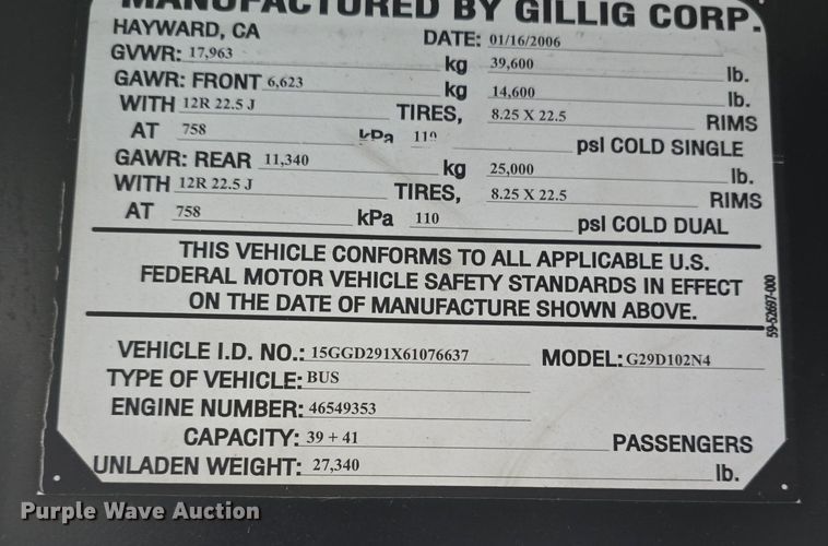 image for item DQ4429 2006 Gillig shuttle bus