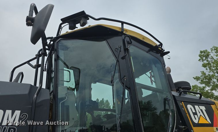 image for item DQ4433 2012 Caterpillar 140M2  motor grader