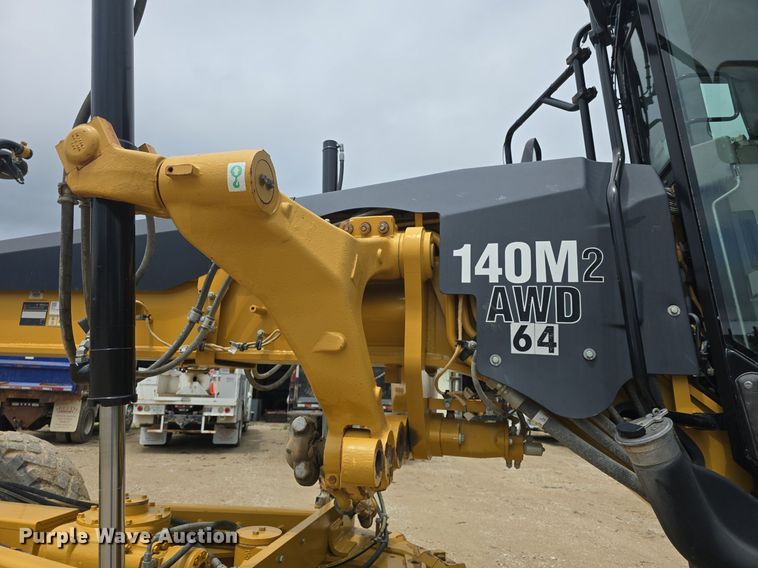image for item DQ4433 2012 Caterpillar 140M2  motor grader