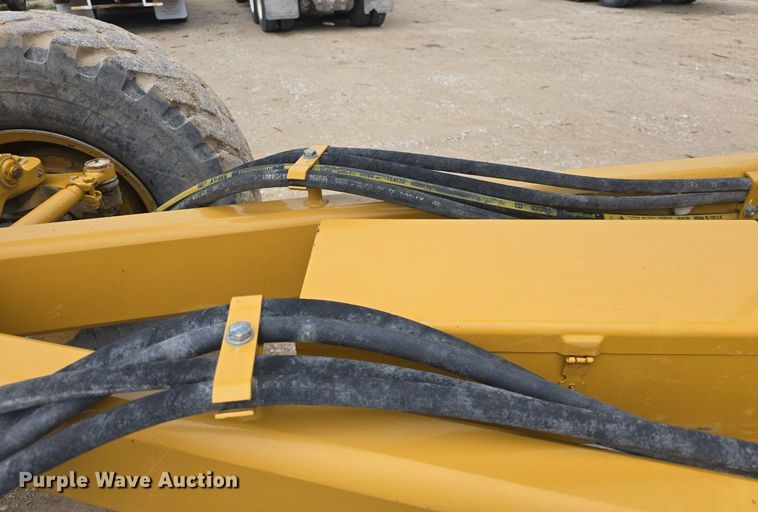 image for item DQ4433 2012 Caterpillar 140M2  motor grader