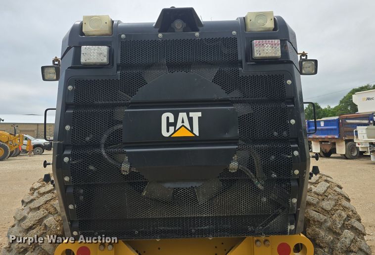 image for item DQ4433 2012 Caterpillar 140M2  motor grader