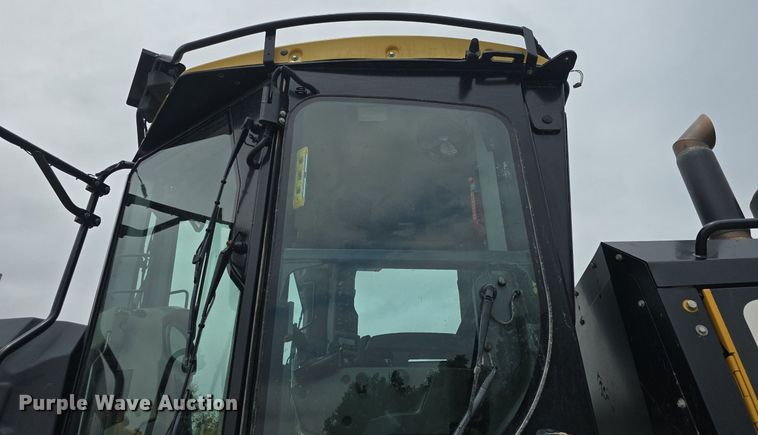 image for item DQ4433 2012 Caterpillar 140M2  motor grader