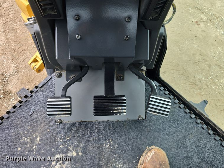 image for item DQ4433 2012 Caterpillar 140M2  motor grader