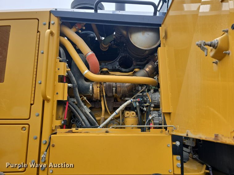 image for item DQ4433 2012 Caterpillar 140M2  motor grader