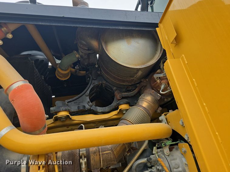 image for item DQ4433 2012 Caterpillar 140M2  motor grader