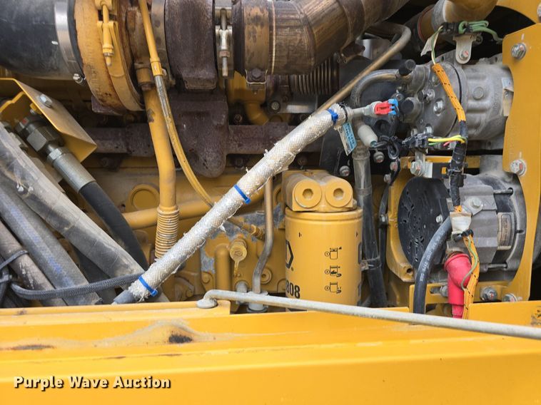 image for item DQ4433 2012 Caterpillar 140M2  motor grader