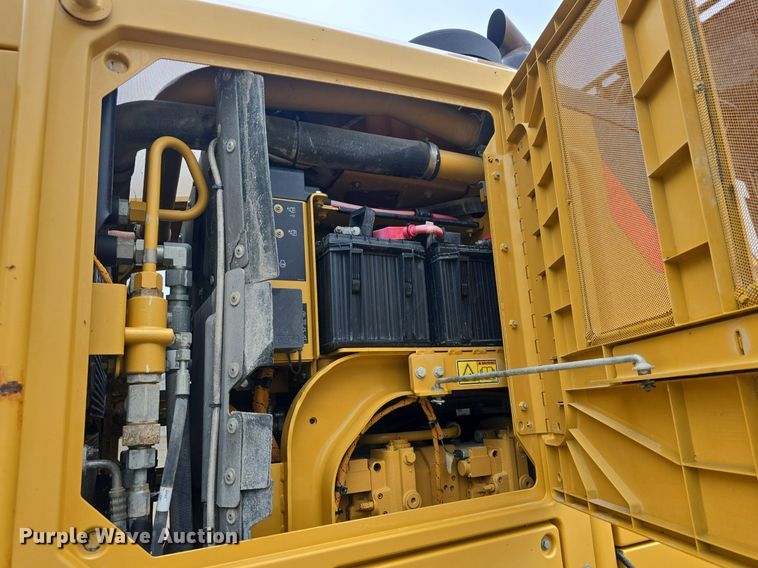 image for item DQ4433 2012 Caterpillar 140M2  motor grader