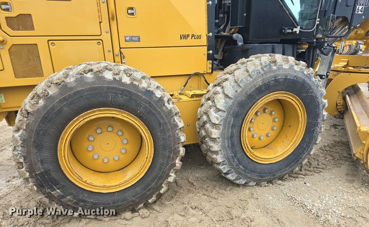 image for item DQ4433 2012 Caterpillar 140M2  motor grader