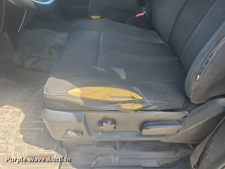 image for item DQ4435 2016 Ford Expedition EL SUV