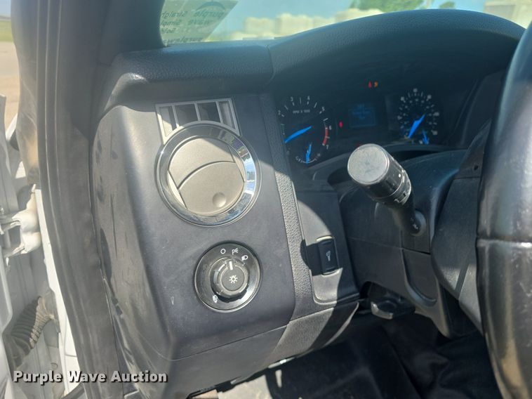 image for item DQ4435 2016 Ford Expedition EL SUV