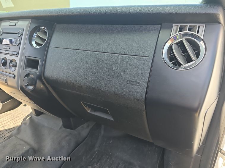 image for item DQ4435 2016 Ford Expedition EL SUV