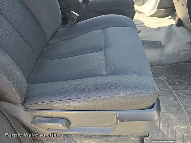 image for item DQ4435 2016 Ford Expedition EL SUV