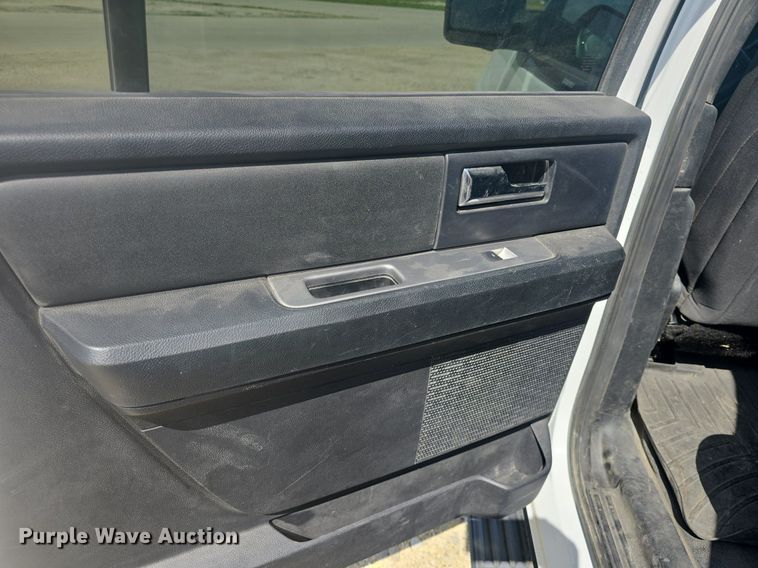 image for item DQ4435 2016 Ford Expedition EL SUV