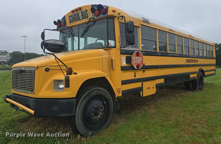image for item DQ4439 2001 Freightliner FS65 school bus