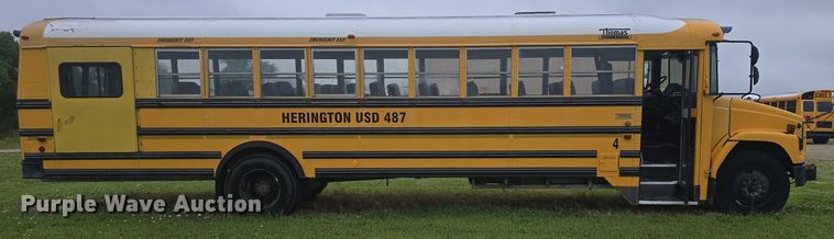 image for item DQ4439 2001 Freightliner FS65 school bus
