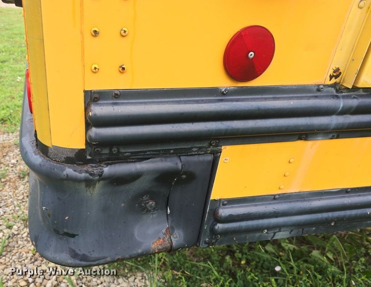 image for item DQ4439 2001 Freightliner FS65 school bus