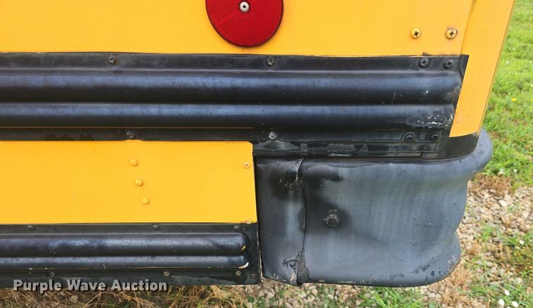 image for item DQ4439 2001 Freightliner FS65 school bus
