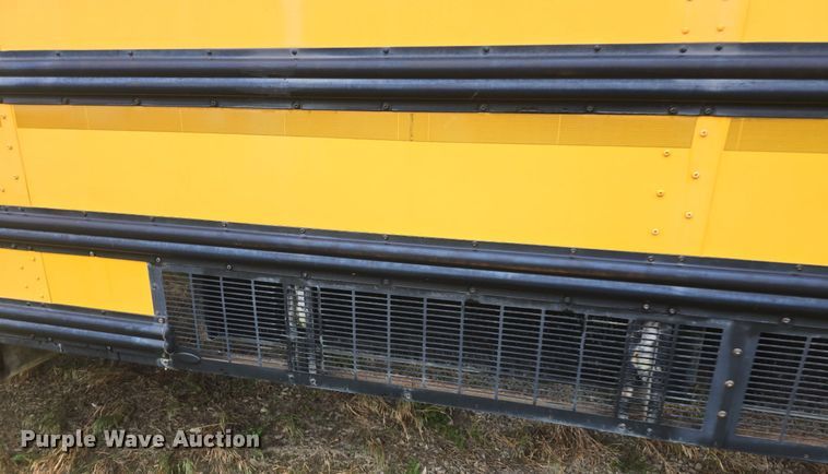 image for item DQ4439 2001 Freightliner FS65 school bus