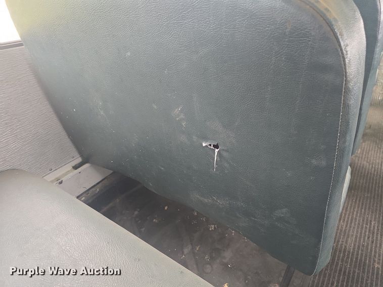 image for item DQ4439 2001 Freightliner FS65 school bus