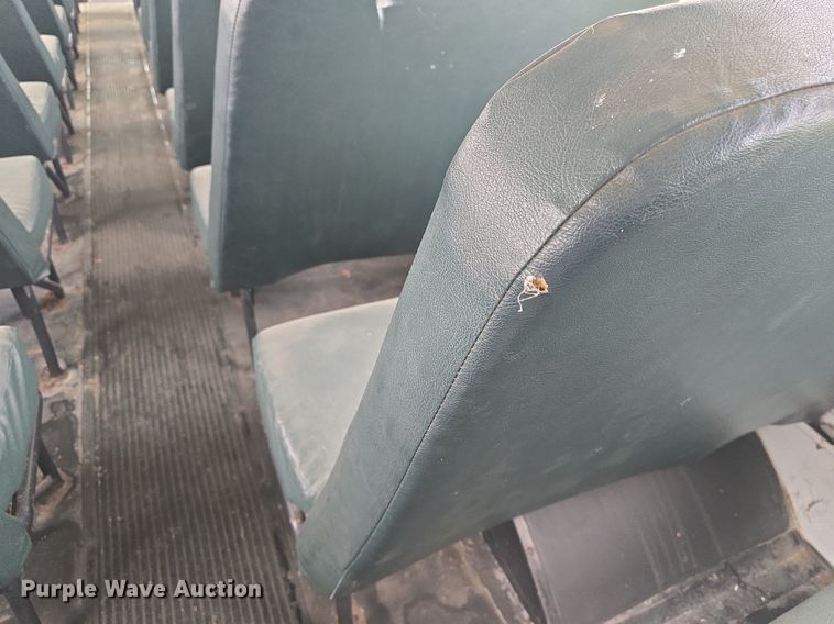 image for item DQ4439 2001 Freightliner FS65 school bus