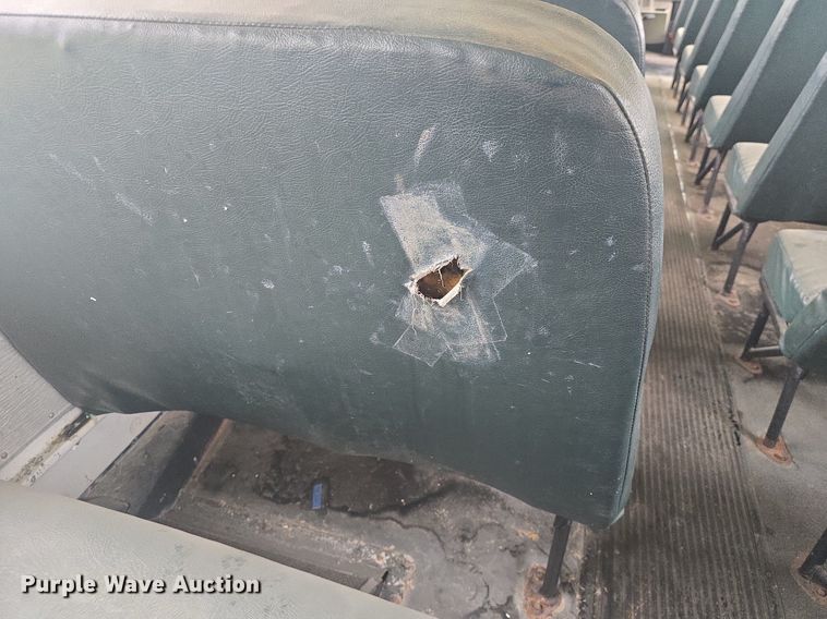 image for item DQ4439 2001 Freightliner FS65 school bus