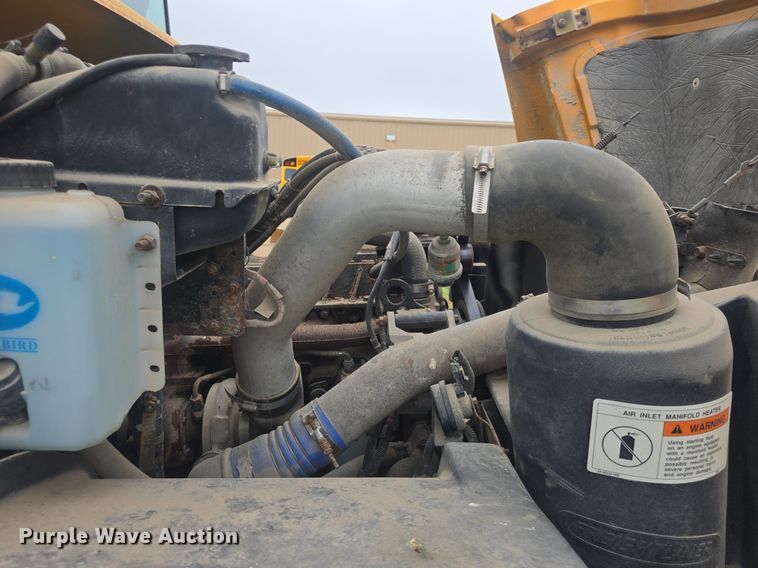 image for item DQ4439 2001 Freightliner FS65 school bus