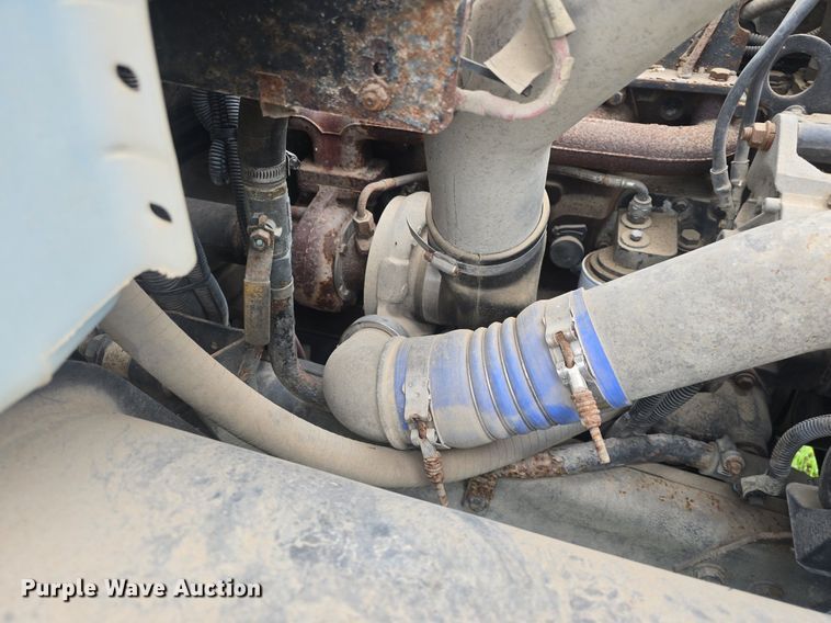 image for item DQ4439 2001 Freightliner FS65 school bus