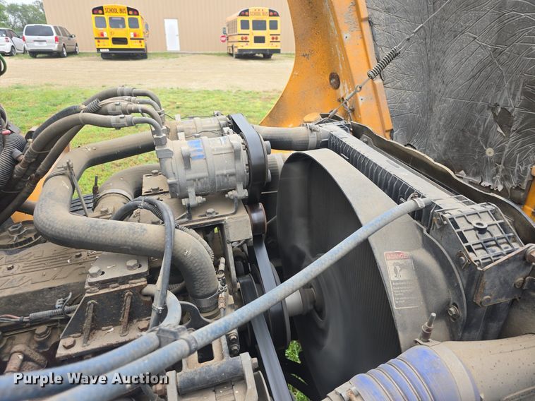 image for item DQ4439 2001 Freightliner FS65 school bus