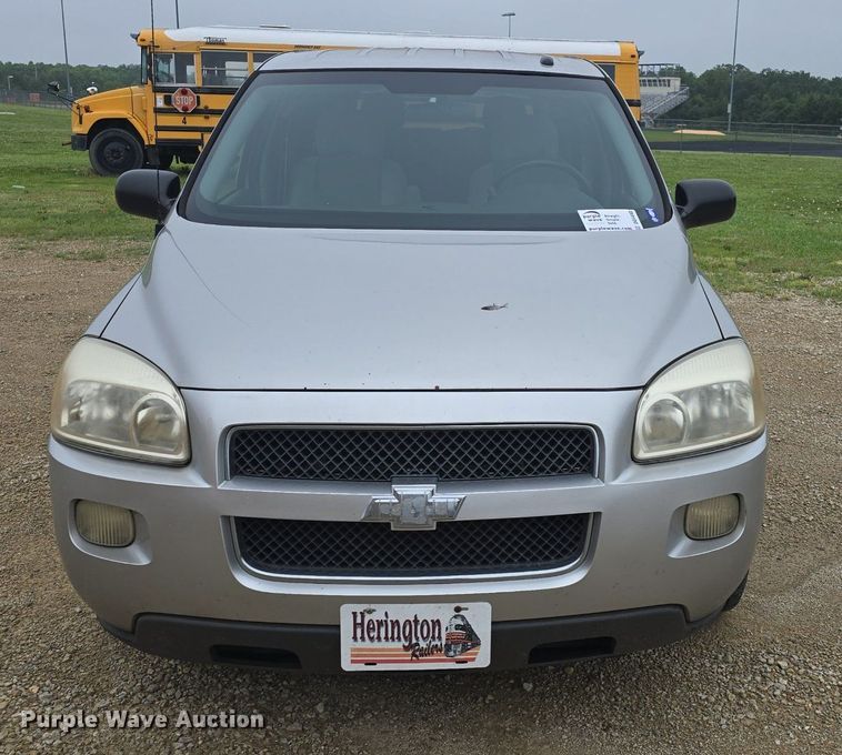 image for item DQ4440 2008 Chevrolet Uplander LS van