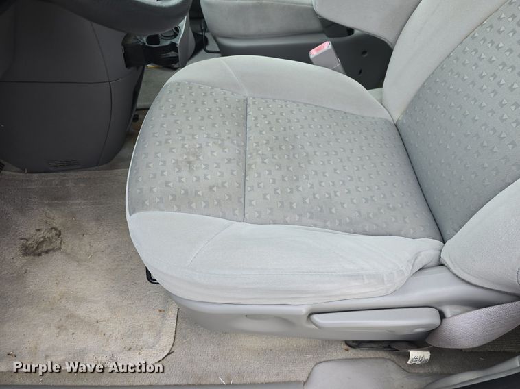 image for item DQ4440 2008 Chevrolet Uplander LS van