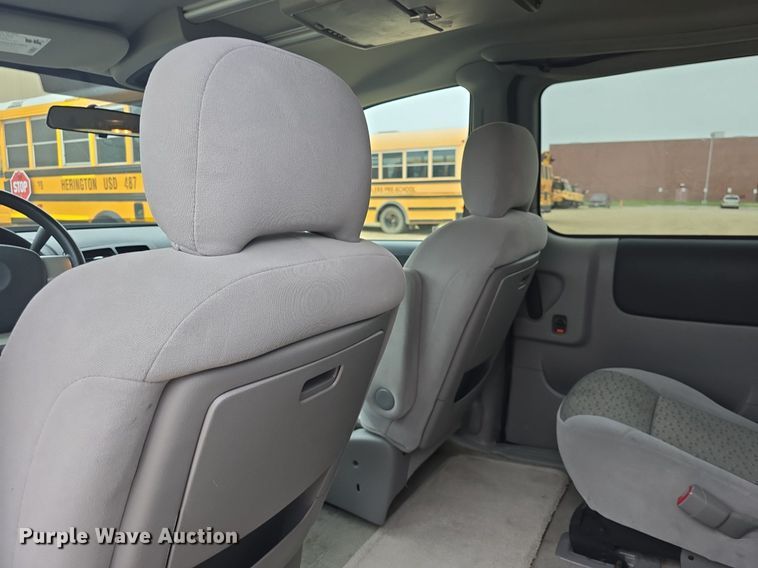 image for item DQ4440 2008 Chevrolet Uplander LS van