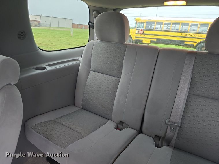 image for item DQ4440 2008 Chevrolet Uplander LS van