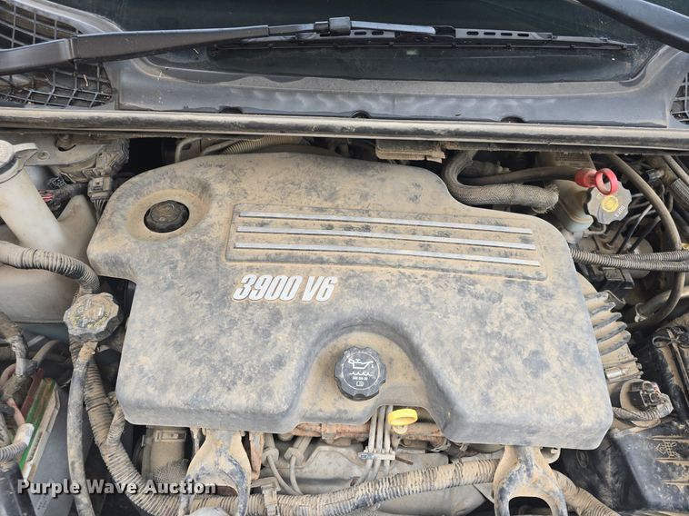 image for item DQ4440 2008 Chevrolet Uplander LS van