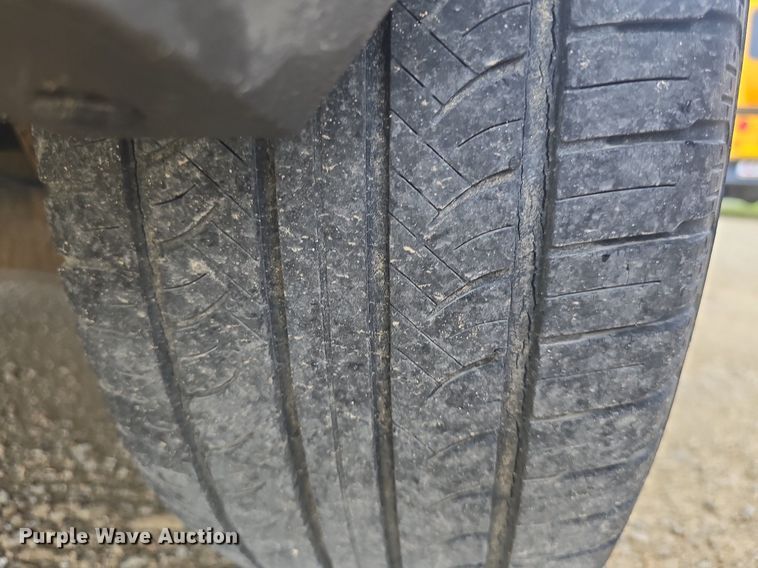 image for item DQ4440 2008 Chevrolet Uplander LS van