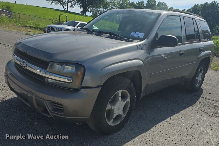 image for item DQ4447 2007 Chevrolet Trailblazer LS SUV